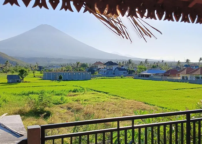 イン Agung